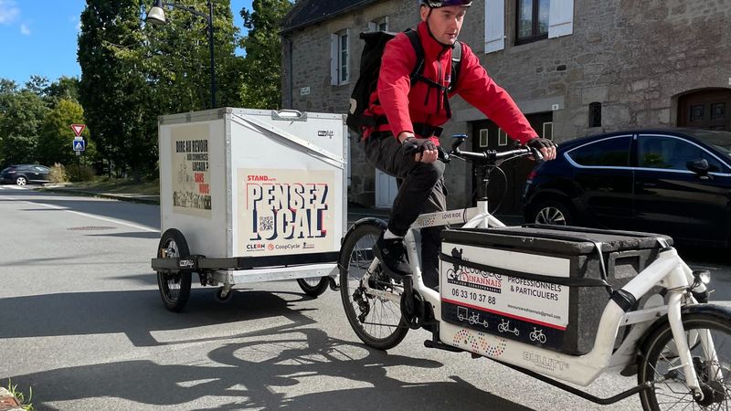 Livraison à vélo par les Coursiers Dinannais